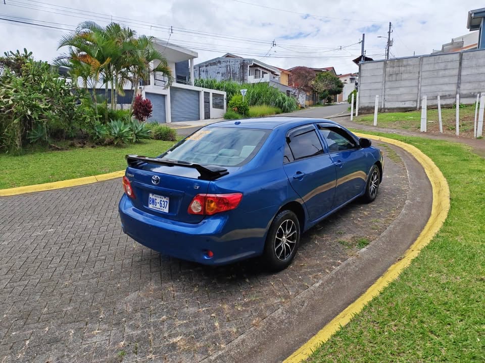 2009 Toyota Corolla - foto 5