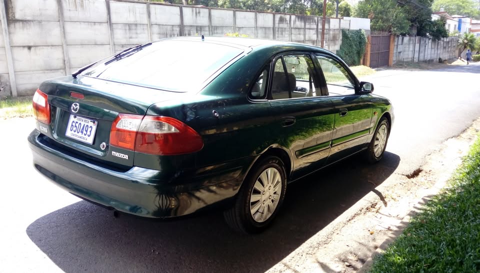 2002 Mazda 626 - foto 3