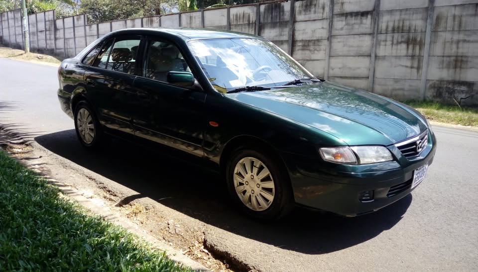 2002 Mazda 626 - foto 4