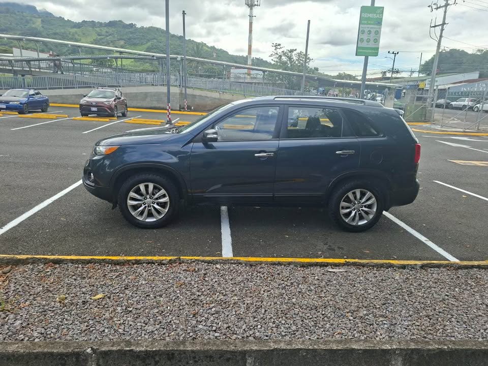 2011 Kia Sorento - foto 2