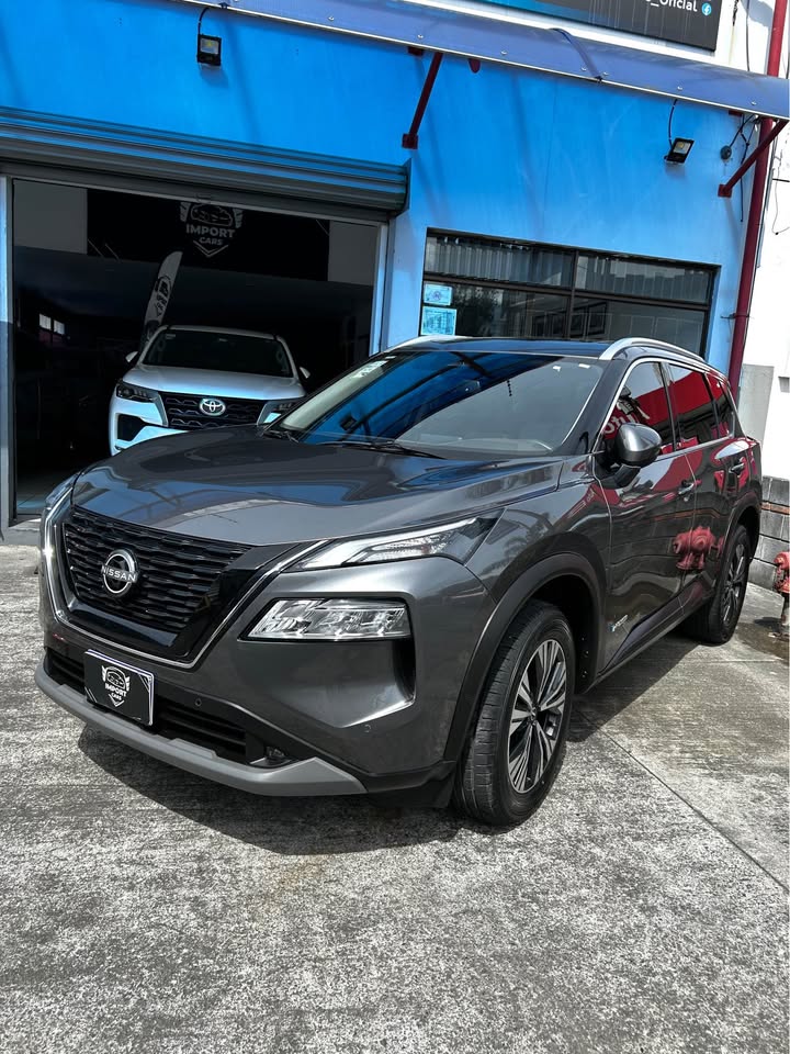 2025 Nissan X-Trail - foto 2