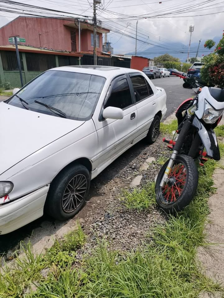 1994 Hyundai Elantra - foto 5