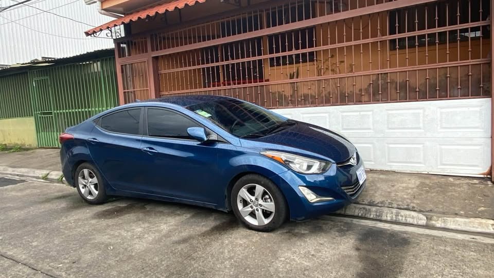 2016 Hyundai Elantra - foto 2