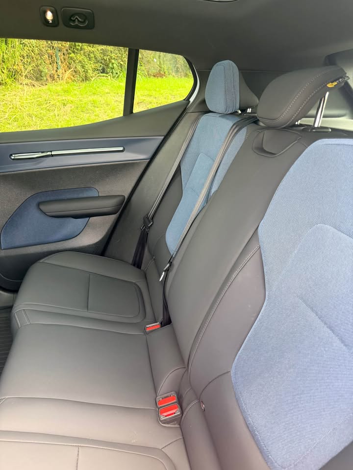 2025 Volvo EX30 - foto 5