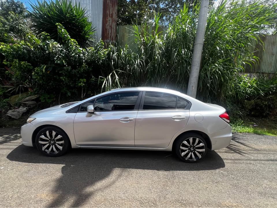 2015 Honda Civic - foto 2