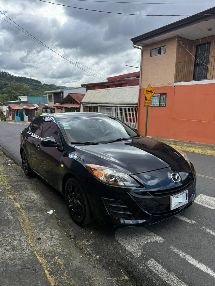 2011 Mazda Mazda3 - foto 4