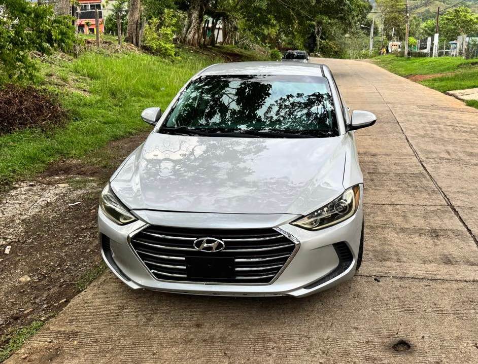 2017 Hyundai Elantra - foto 5