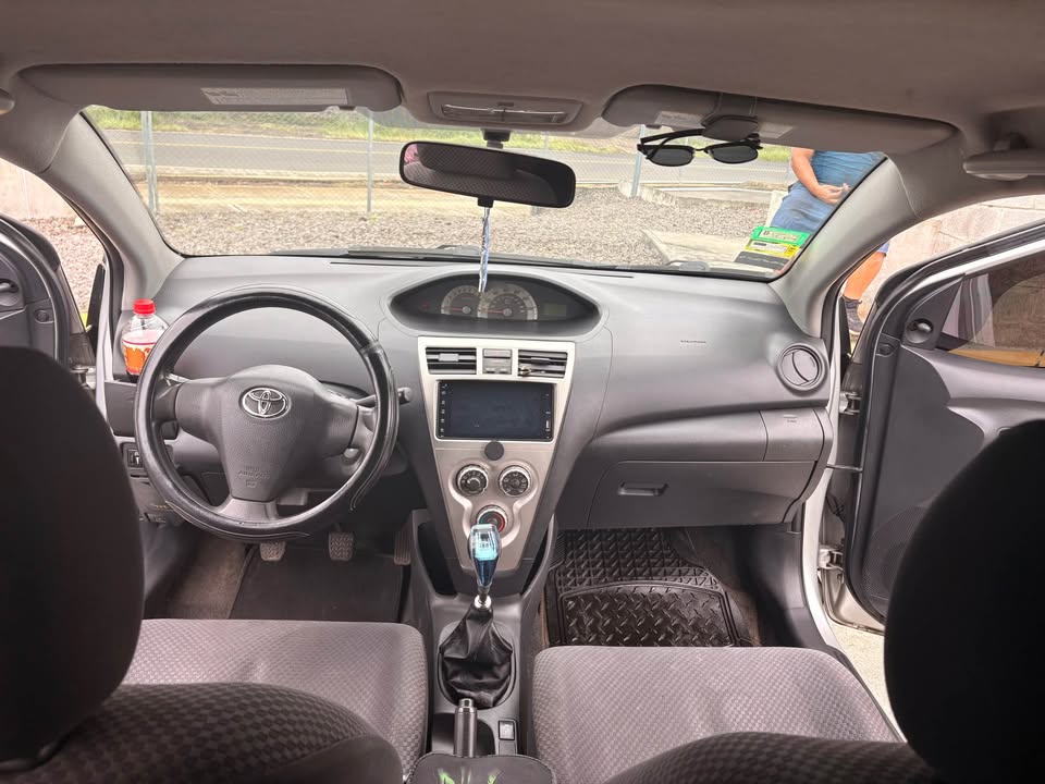 2007 Toyota Yaris - foto 5