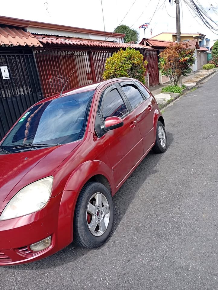 2005 Ford Fiesta