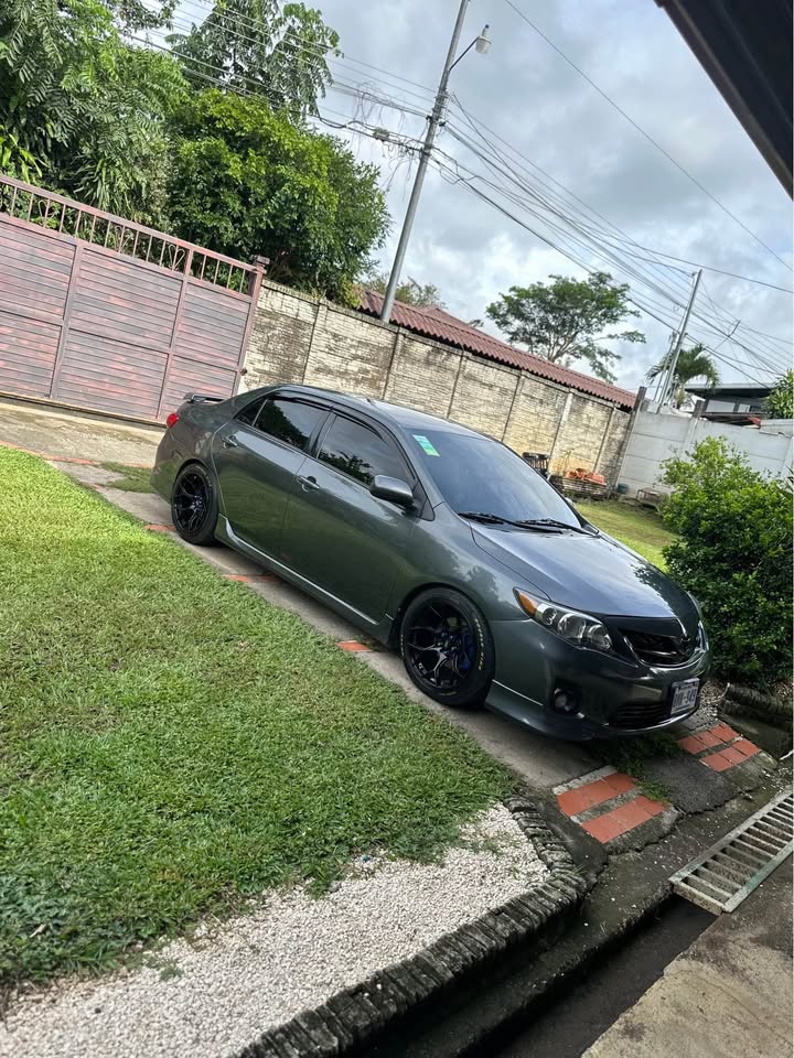 2011 Toyota Corolla - foto 3