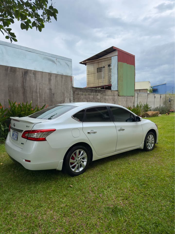 2013 Nissan Sentra - foto 3