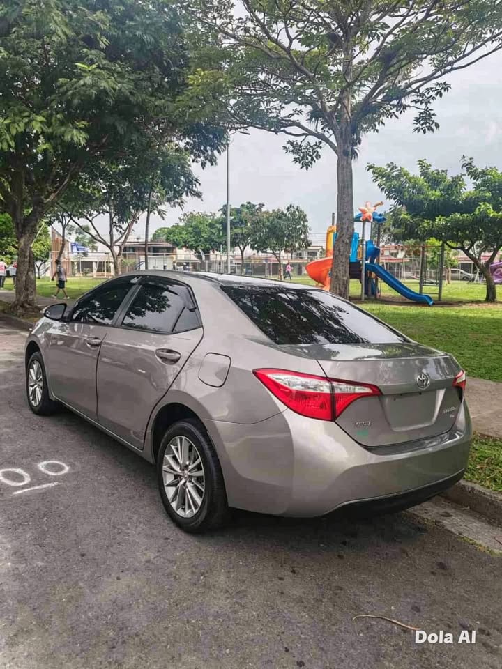 2015 Toyota Corolla - foto 4