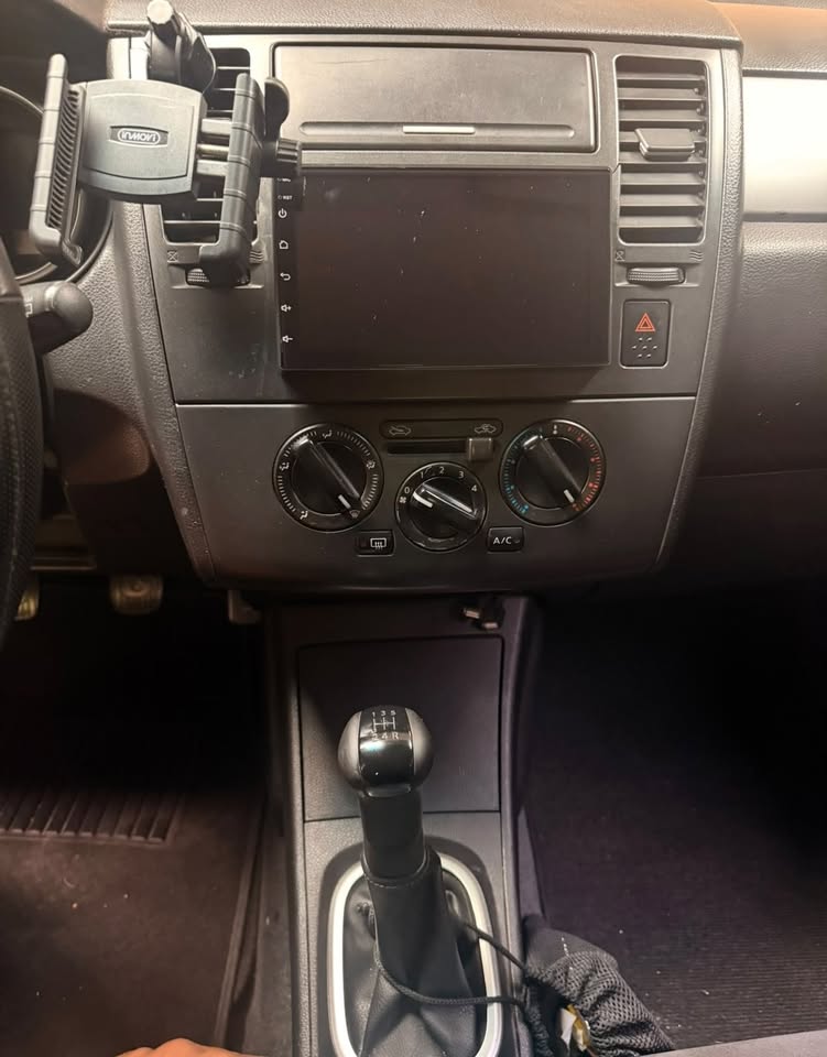 2007 Nissan Other - foto 2