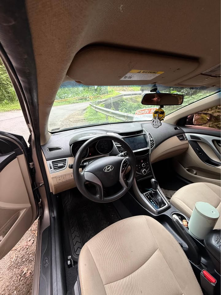 2016 Hyundai Elantra - foto 3