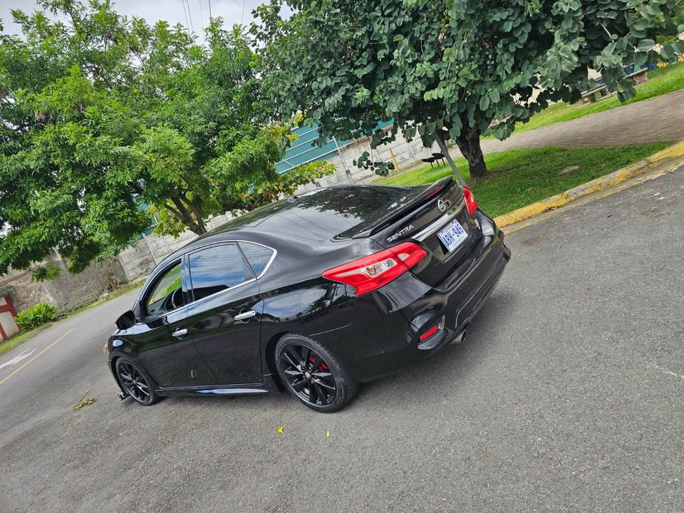 2017 Nissan Sentra - foto 4
