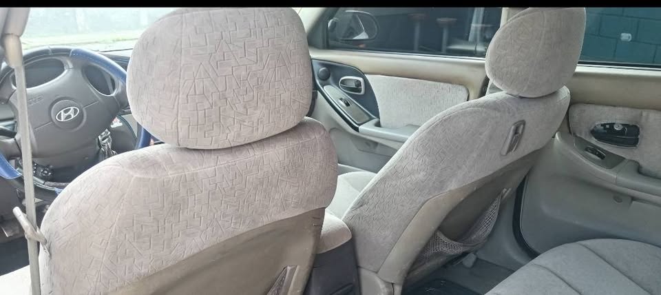 2003 Hyundai Elantra - foto 3