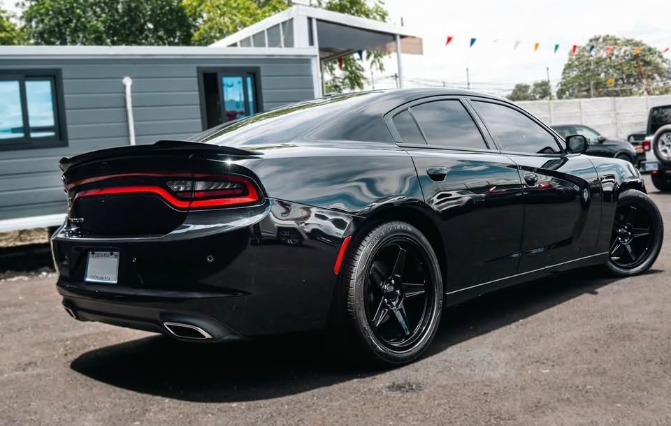 2020 Dodge Charger - foto 4