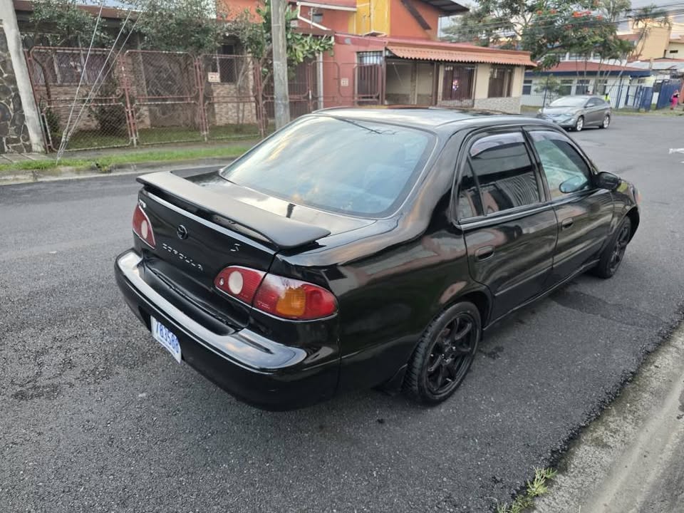 2001 Toyota Corolla - foto 3