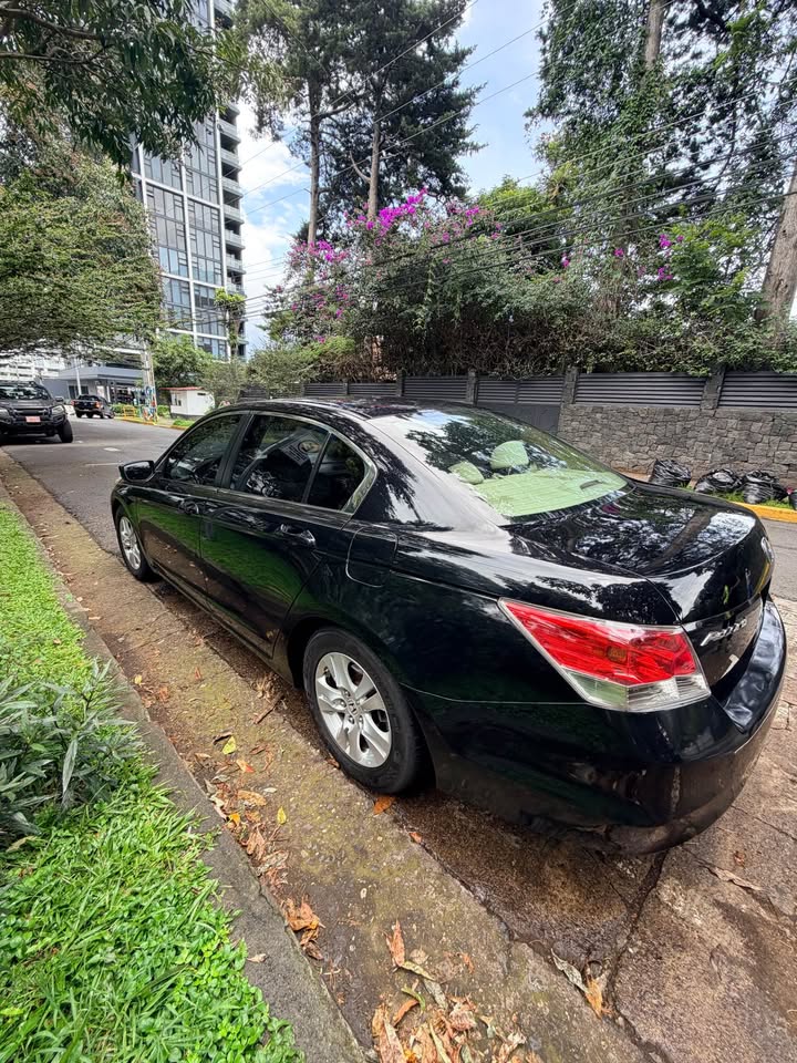 2008 Honda Accord - foto 3