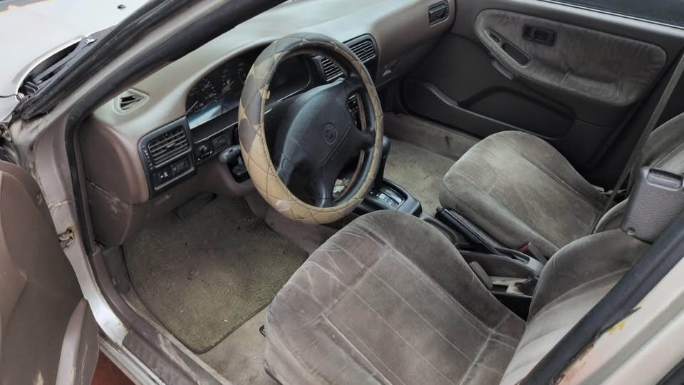 1994 Nissan Sentra - foto 3