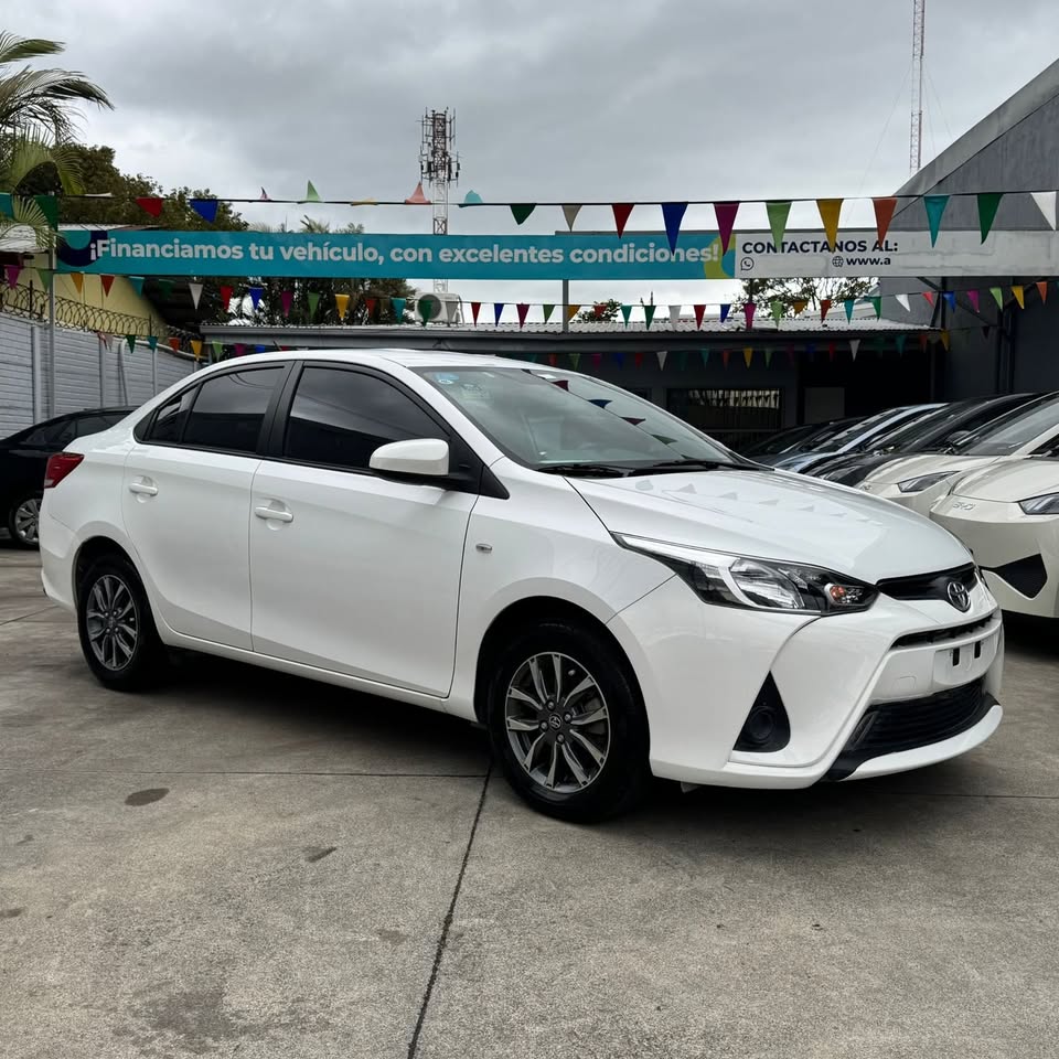 2019 Toyota Yaris - foto 3