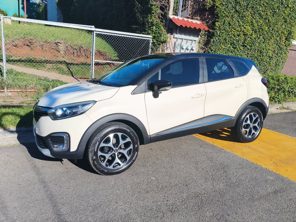 2018 Renault Captur - foto 2