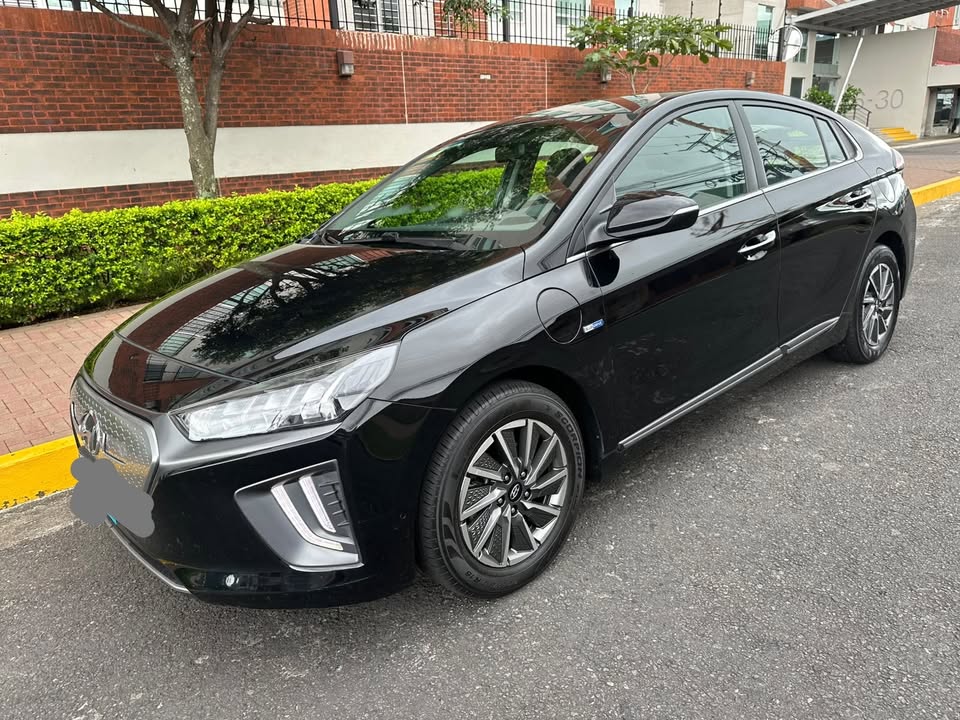 2020 Hyundai Ioniq - foto 2