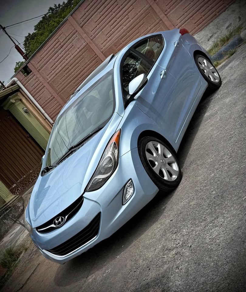 2012 Hyundai Elantra - foto 4