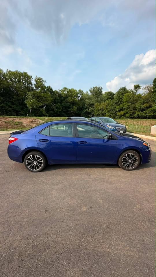 2014 Toyota Corolla - foto 2