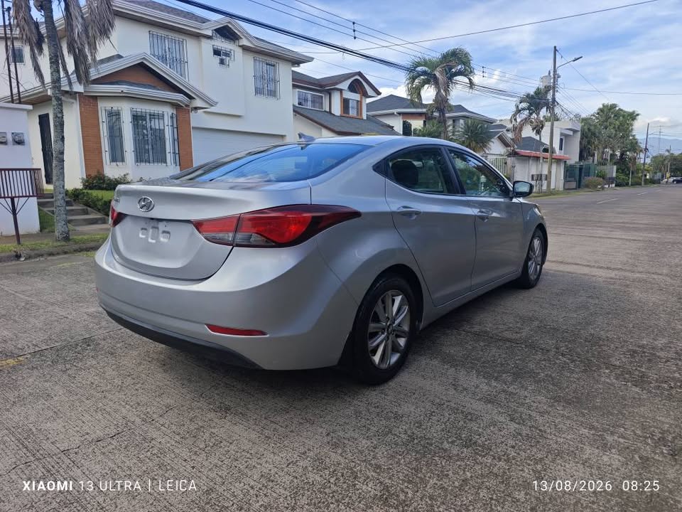 2016 Hyundai Elantra - foto 5
