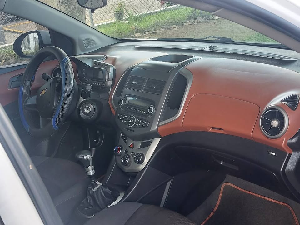 2013 Chevrolet Sonic - foto 5