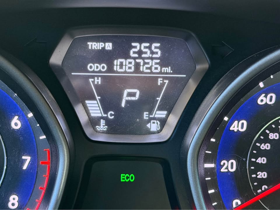 2013 Hyundai Elantra - foto 5