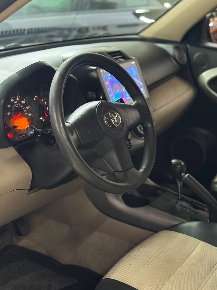 2006 Toyota RAV4 - foto 2