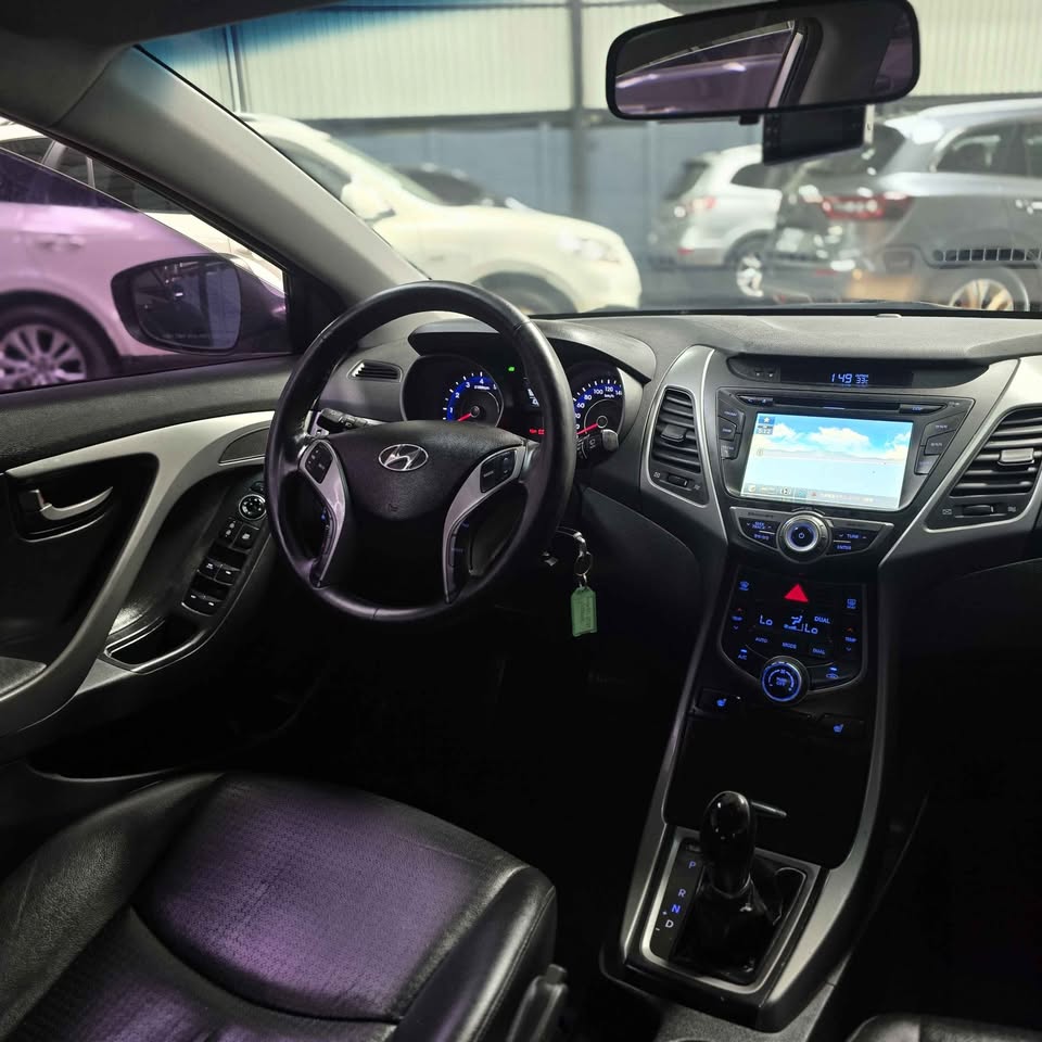 2014 Hyundai Avante - foto 2