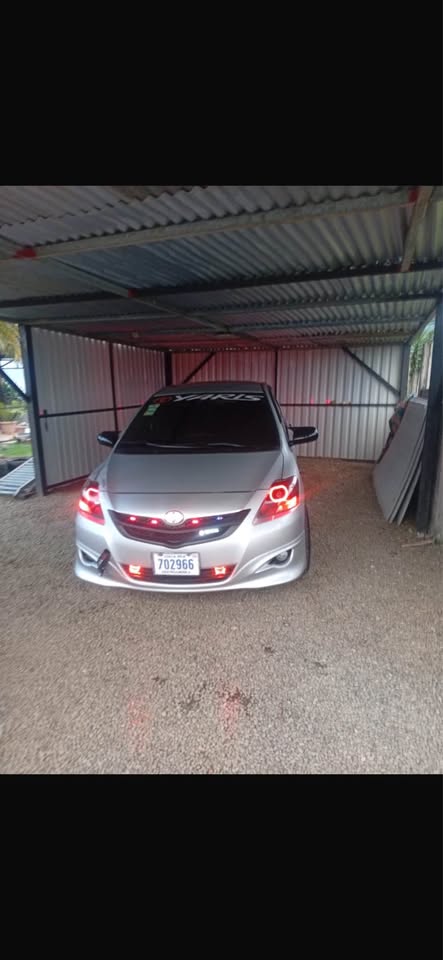 2008 Peugeot 2008 - foto 3