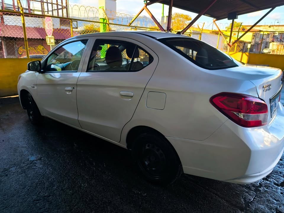 2019 Mitsubishi Mirage - foto 4