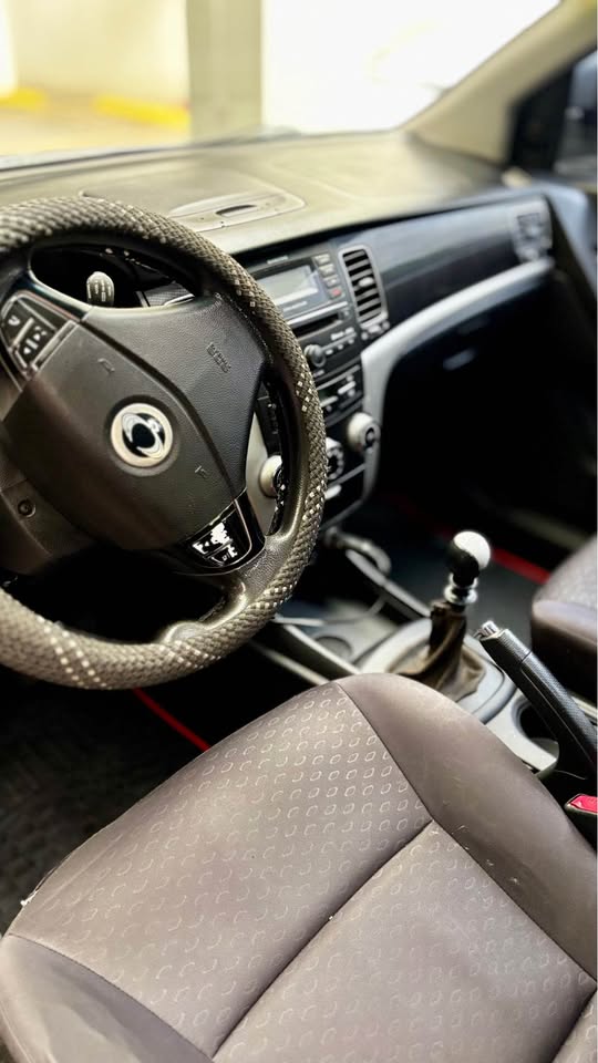 2014 Ssang Yong Korando - foto 5