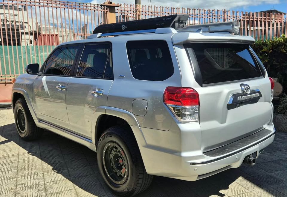 2010 Toyota 4Runner - foto 5