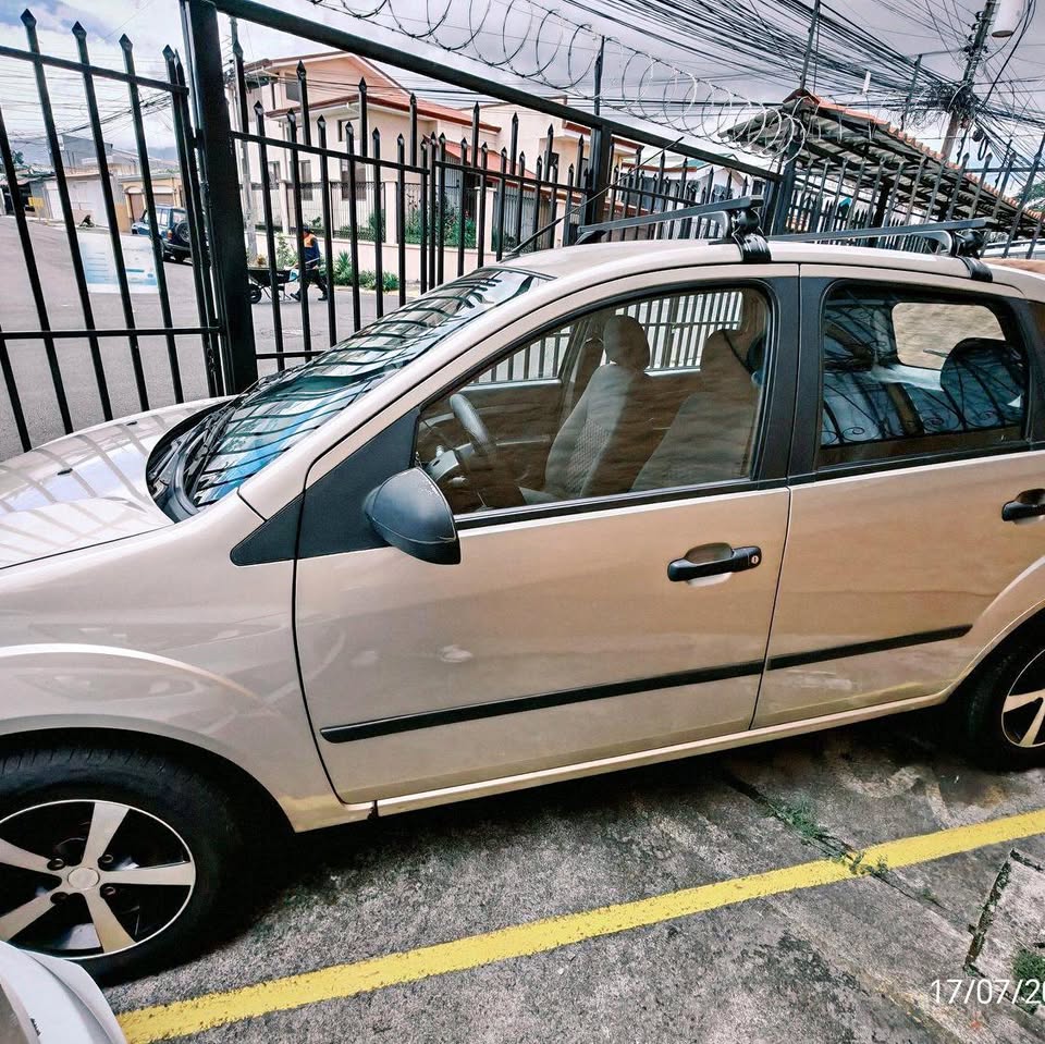 2005 Ford Fiesta