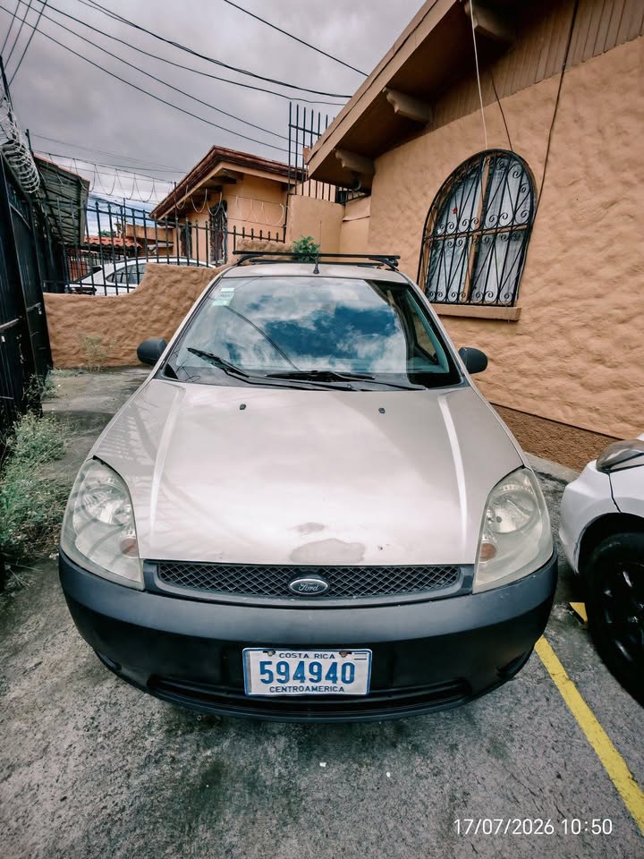 2005 Ford Fiesta - foto 4
