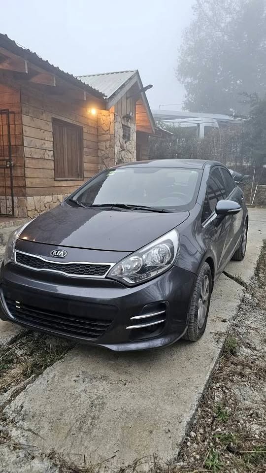 2017 Kia Rio - foto 2