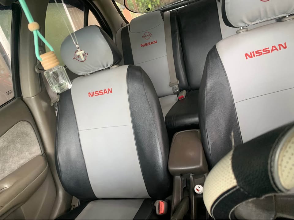 2002 Nissan Sentra - foto 2