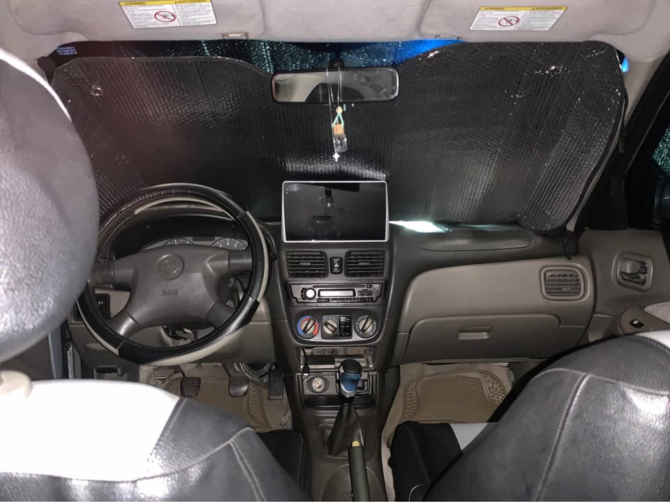 2002 Nissan Sentra - foto 3