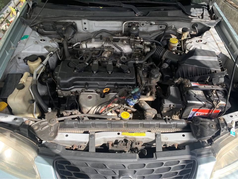 2002 Nissan Sentra - foto 4
