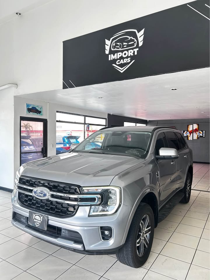 2023 Ford Everest - foto 2