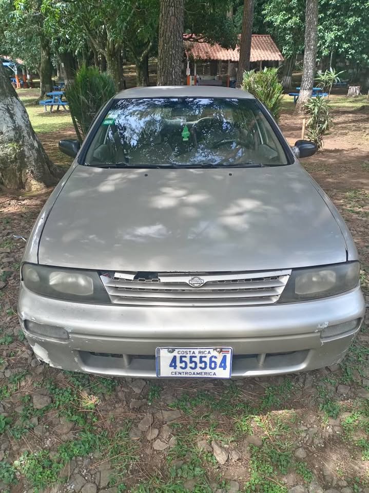 1994 Nissan Altima - foto 5
