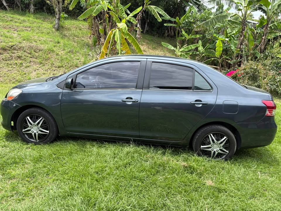 2008 Toyota Yaris - foto 5
