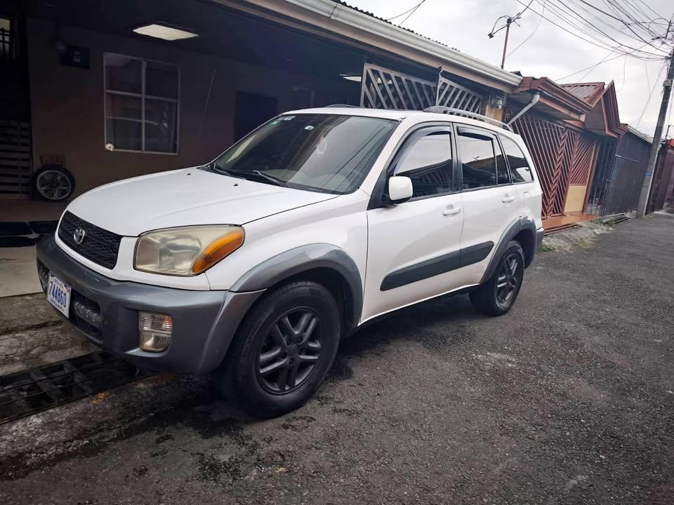 2001 Toyota RAV4 - foto 3