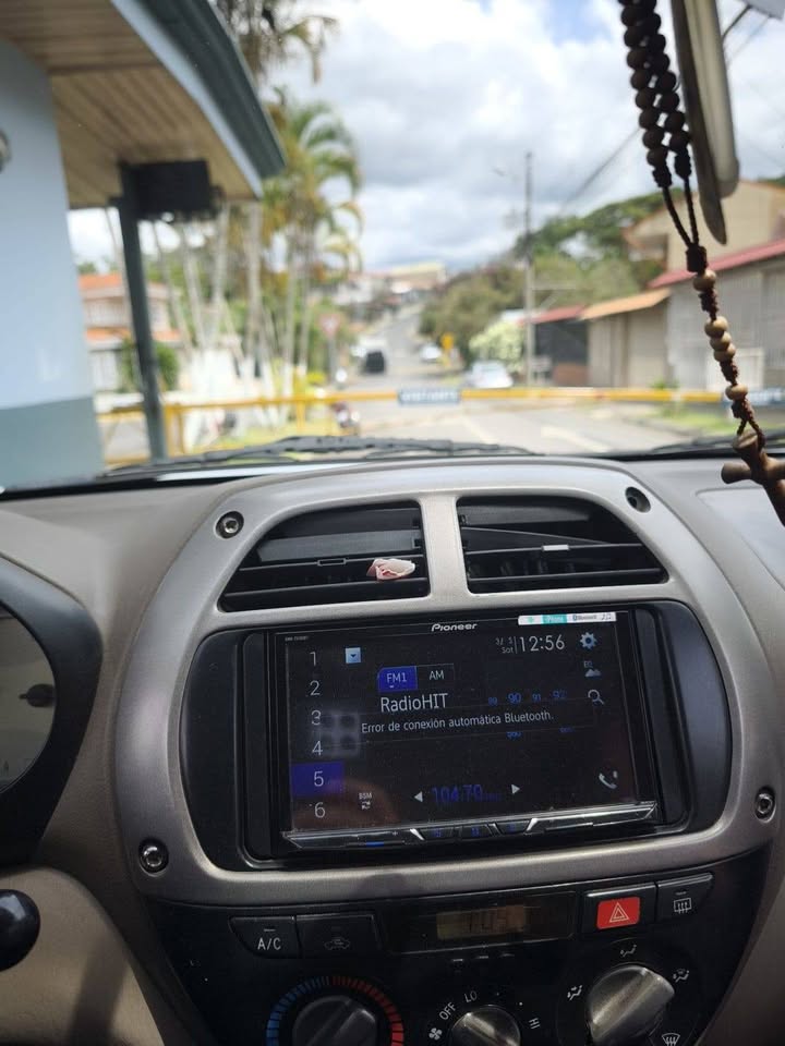 2001 Toyota RAV4 - foto 4