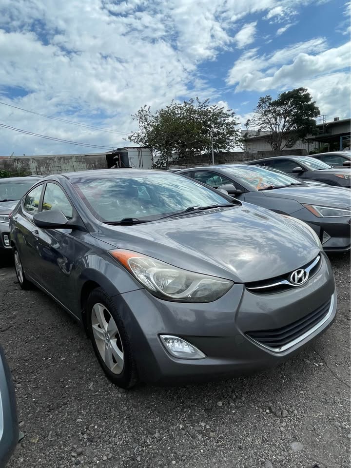2012 Hyundai Elantra - foto 2